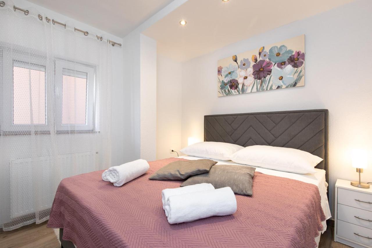 קרק Apartman Ruza מראה חיצוני תמונה