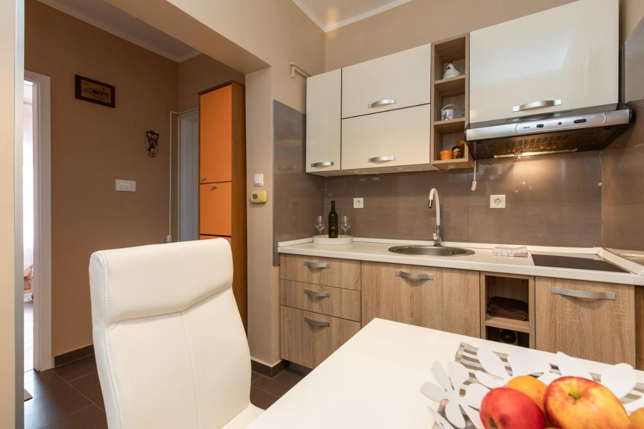 קרק Apartman Ruza מראה חיצוני תמונה